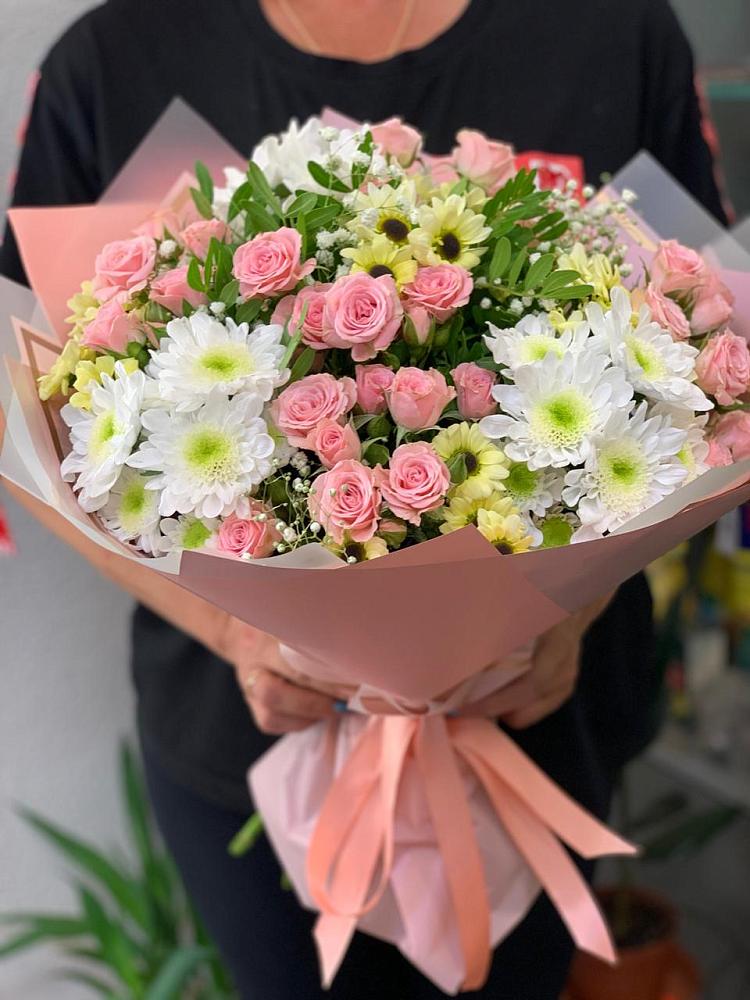 Букет цветов из: Розы и Хризантемы в Усть-Ишиме