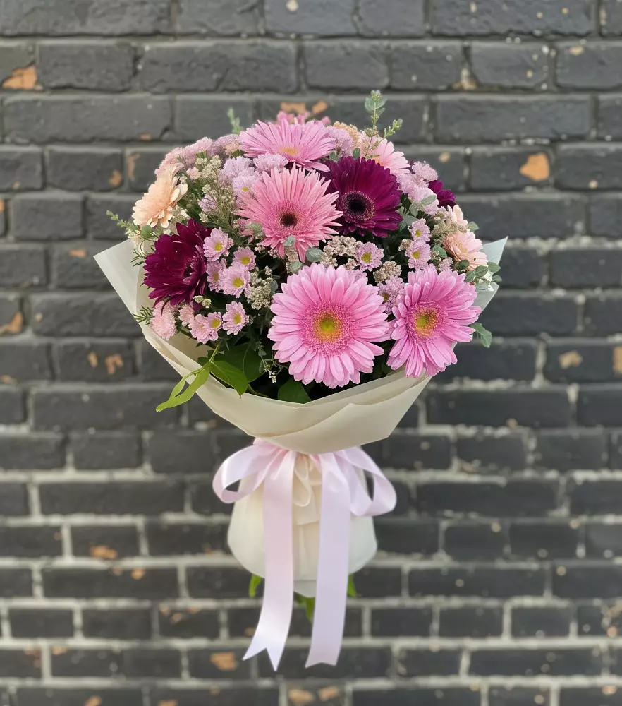 Букет цветов из: Герберы и Хризантемы в Усть-Ишиме