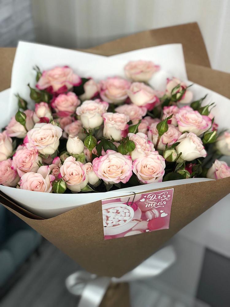 Букет цветов из: Розы в Усть-Ишиме