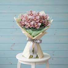 Букет цветов из:  Орхидеи и Розы в Усть-Ишиме