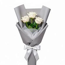 Букет 3 белые розы в Усть-Ишиме