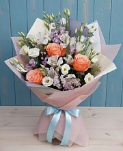 Букет цветов из:  Лизиантусы, Розы, Альстромерии и Гипсофила #REPLACE_PRED# Усть-Ишиме