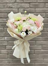 Букет цветов из:  Гвоздики, Розы, Лизиантусы и Хризантемы в Усть-Ишиме