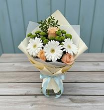 Букет цветов из:  Герберы, Розы и Хризантемы в Усть-Ишиме