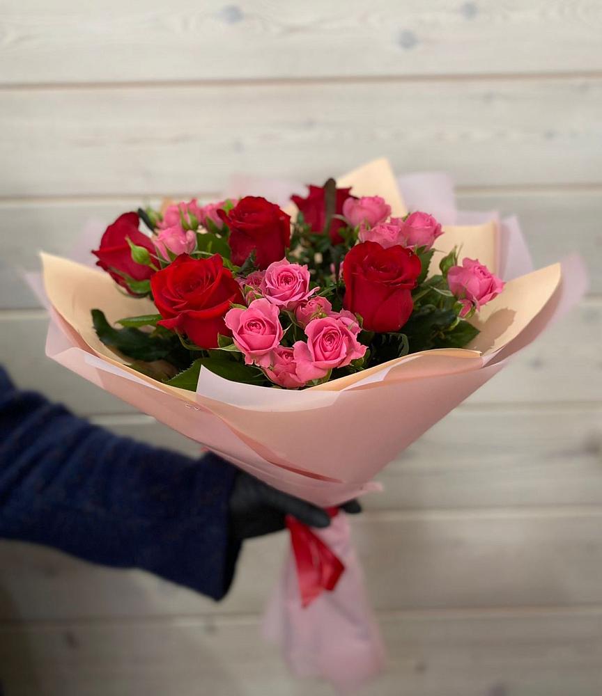 Букет цветов из: Розы в Усть-Ишиме