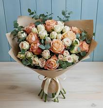 Букет цветов из:  Альстромерии и Розы в Усть-Ишиме