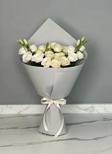 Букет цветов из:  Розы и Лизиантусы в Усть-Ишиме